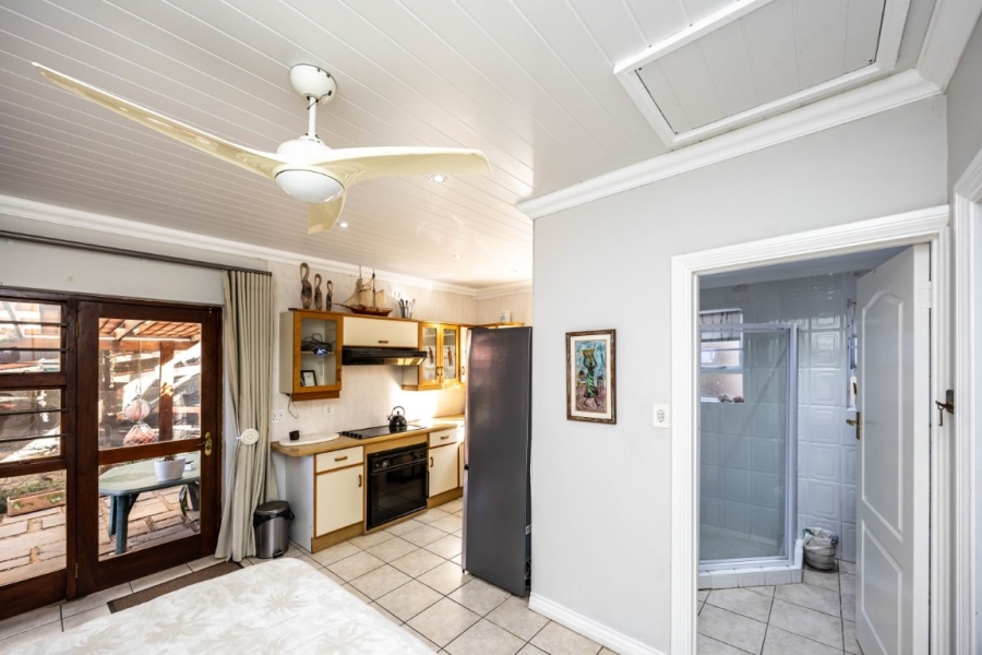 4 Bedroom Property for Sale in Beacon Bay Eastern Cape
